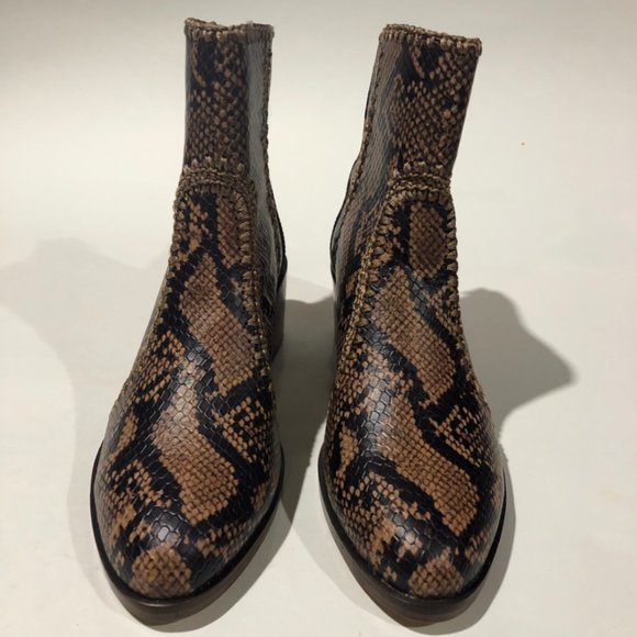 Chelsea & Violet Womens CV Lucy Ankle Zip Boot 6.5 - Picture 7 of 10